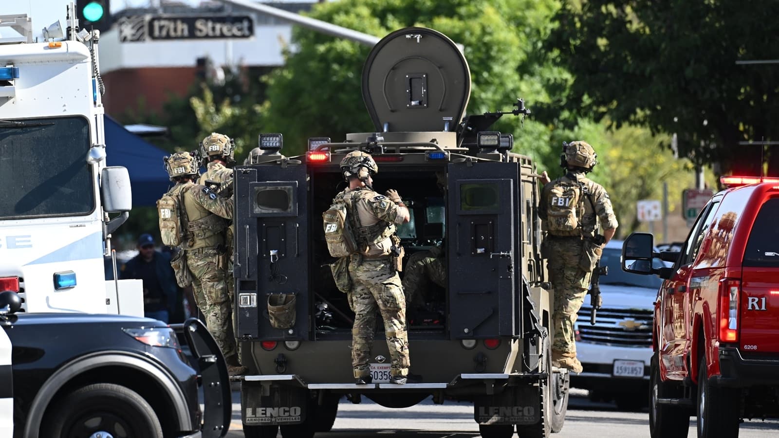 Bakersfield hostage standoff: FBI shoots suspect dead after 12 hours